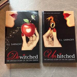 The untold story of the evil queen book set